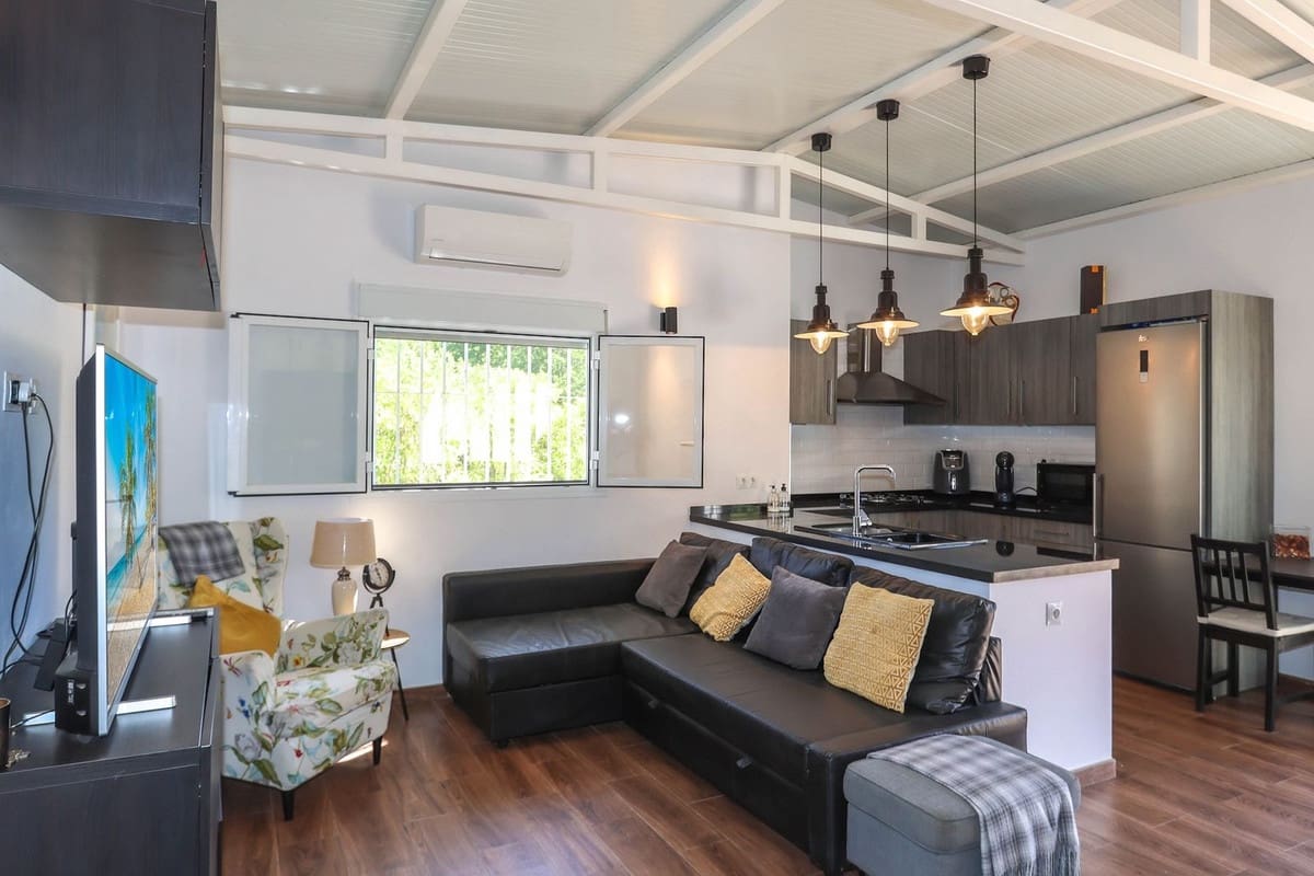 5 soverom Villa til salgs i Coin med svømmebasseng garasje - € 629 000 (Ref: 8401870)