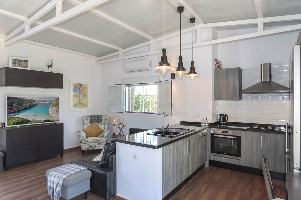 5 soverom Villa til salgs i Coin med svømmebasseng garasje - € 629 000 (Ref: 8401870)