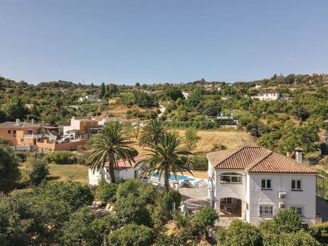 5 soverom Villa til salgs i Coín med svømmebasseng garasje - € 629 000 (Ref: 8401870)