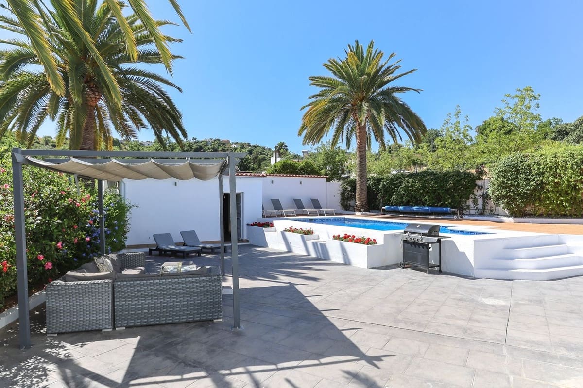 5 soverom Villa til salgs i Coin med svømmebasseng garasje - € 629 000 (Ref: 8401870)