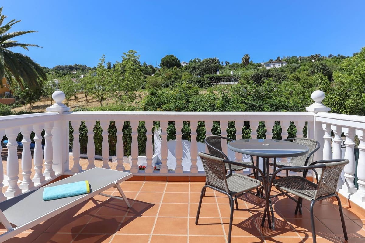 5 soverom Villa til salgs i Coin med svømmebasseng garasje - € 629 000 (Ref: 8401870)