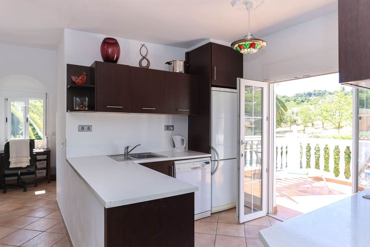 5 quarto Moradia para venda em Coin com piscina garagem - 615 000 € (Ref: 8401870)