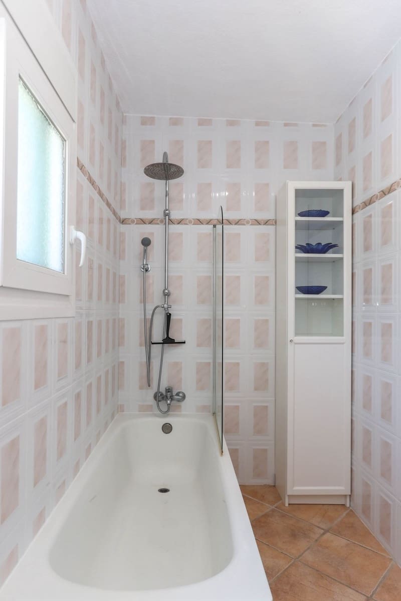 5 quarto Moradia para venda em Coin com piscina garagem - 615 000 € (Ref: 8401870)