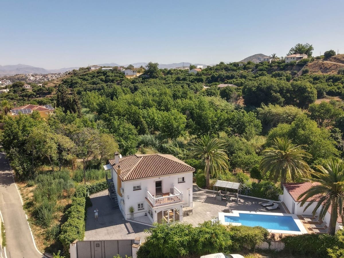 5 quarto Moradia para venda em Coin com piscina garagem - 615 000 € (Ref: 8401870)