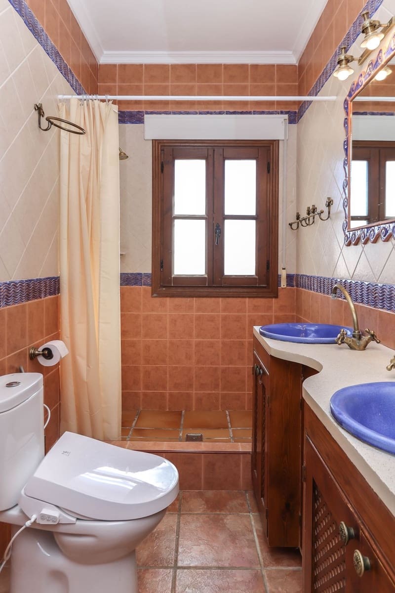 4 soverom Villa til salgs i Alozaina med garasje - € 575 000 (Ref: 8447032)