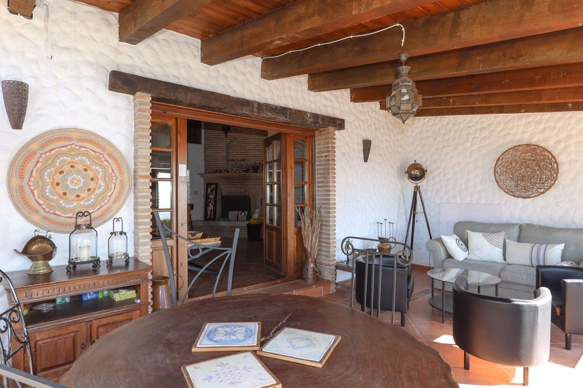 4 soverom Villa til salgs i Alozaina med garasje - € 575 000 (Ref: 8447032)