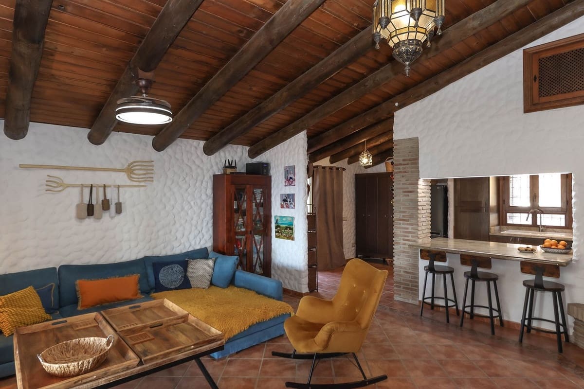 4 soveværelse Villa til salg i Alozaina med garage - € 575.000 (Ref: 8447032)
