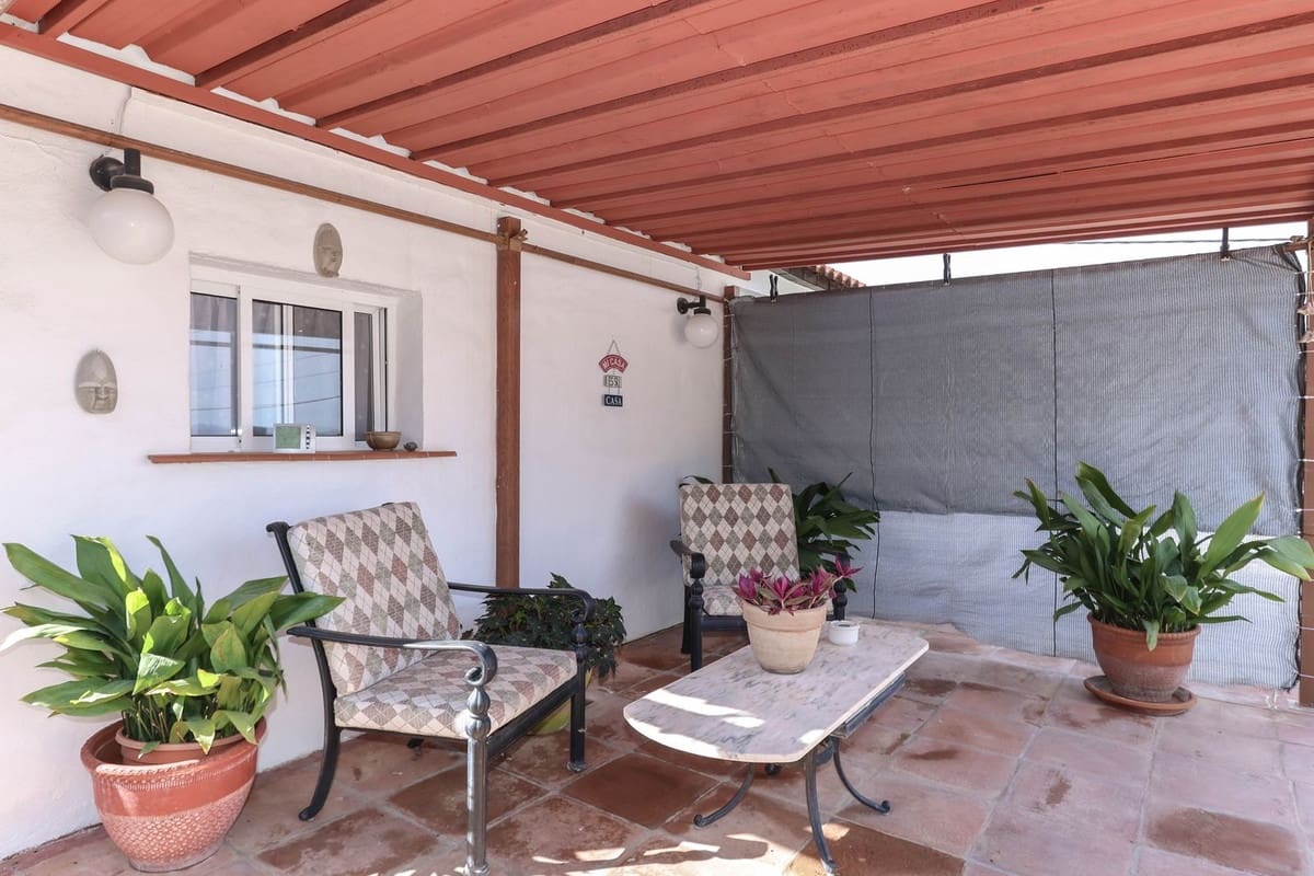 3 soveværelse Villa til salg i Coin med garage - € 249.000 (Ref: 8572734)