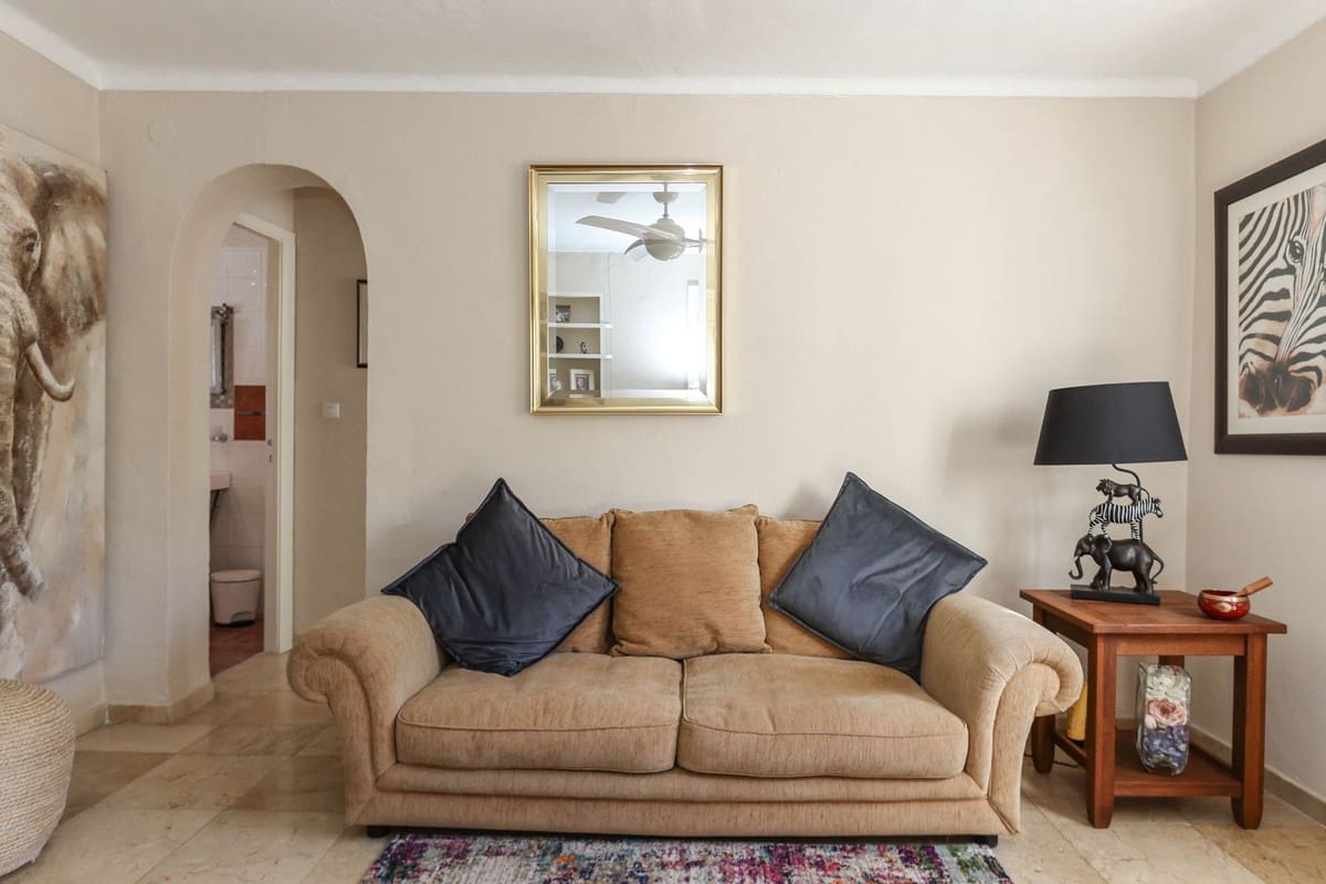 3 soveværelse Villa til salg i Coin med garage - € 249.000 (Ref: 8572734)