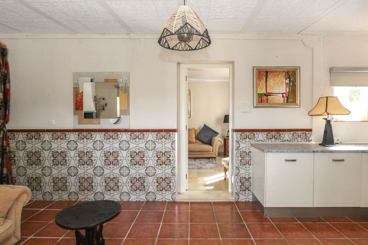 3 soveværelse Villa til salg i Coin med garage - € 249.000 (Ref: 8572734)