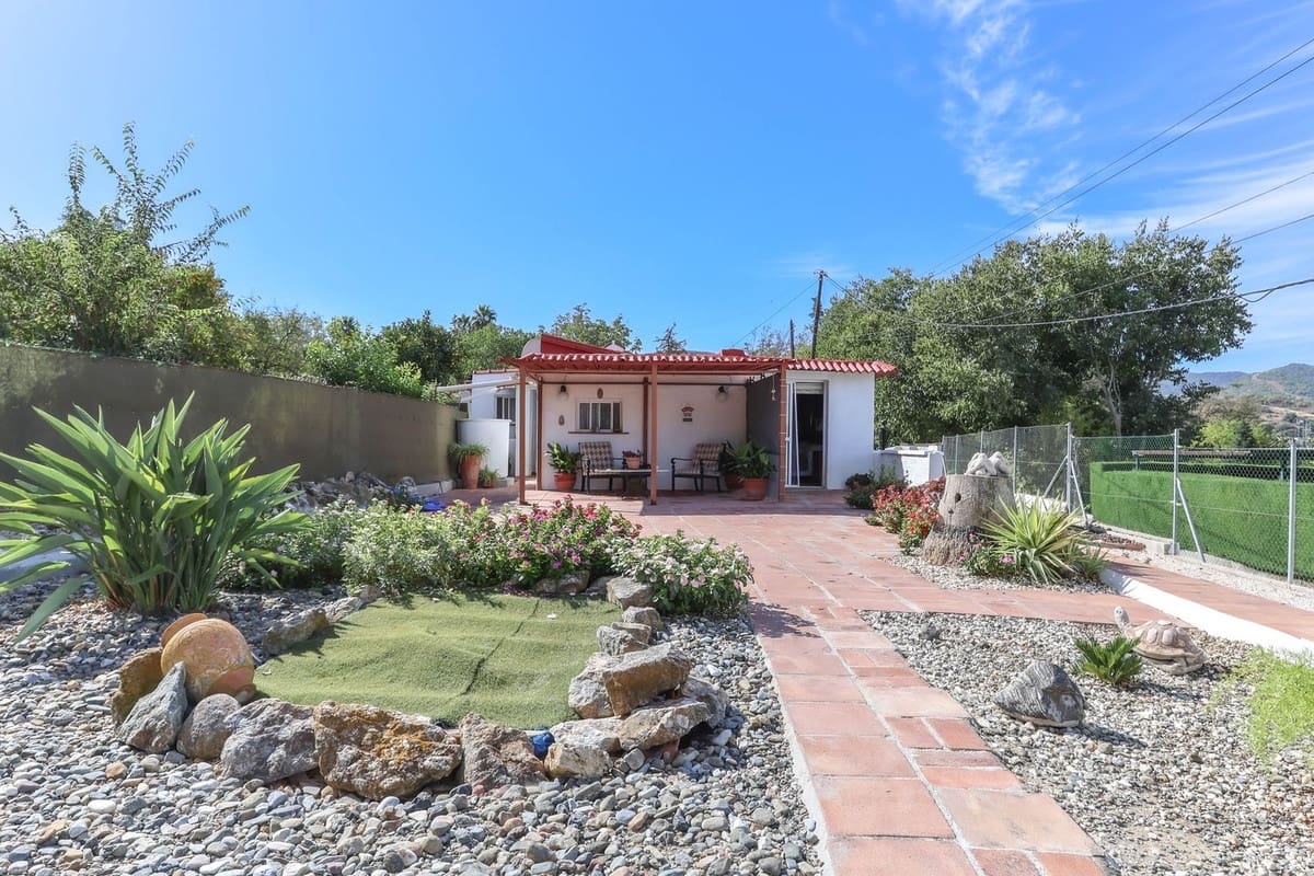 3 soveværelse Villa til salg i Coin med garage - € 249.000 (Ref: 8572734)