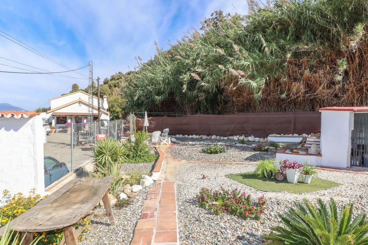 3 soveværelse Villa til salg i Coin med garage - € 249.000 (Ref: 8572734)