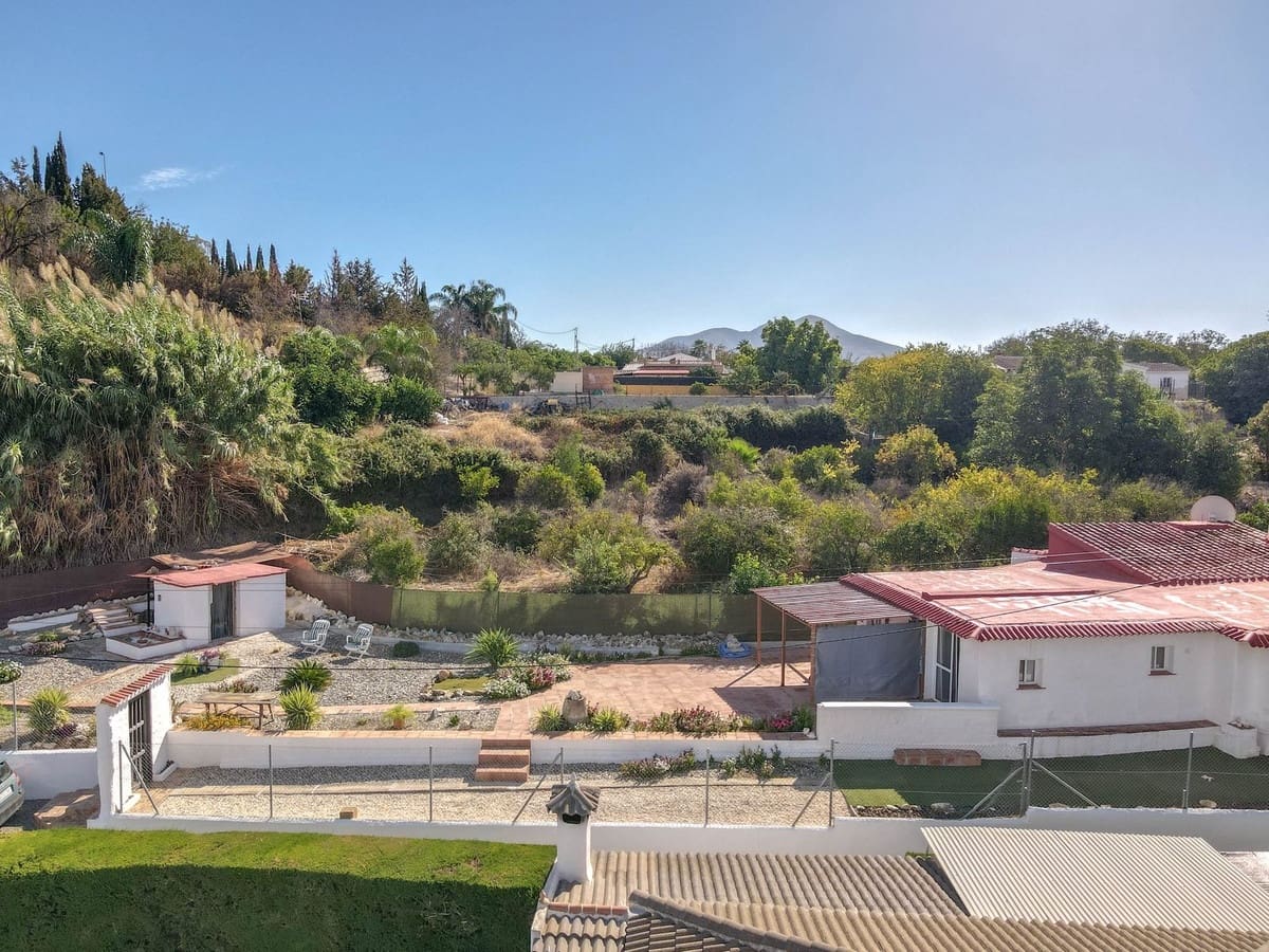 3 soveværelse Villa til salg i Coin med garage - € 249.000 (Ref: 8572734)