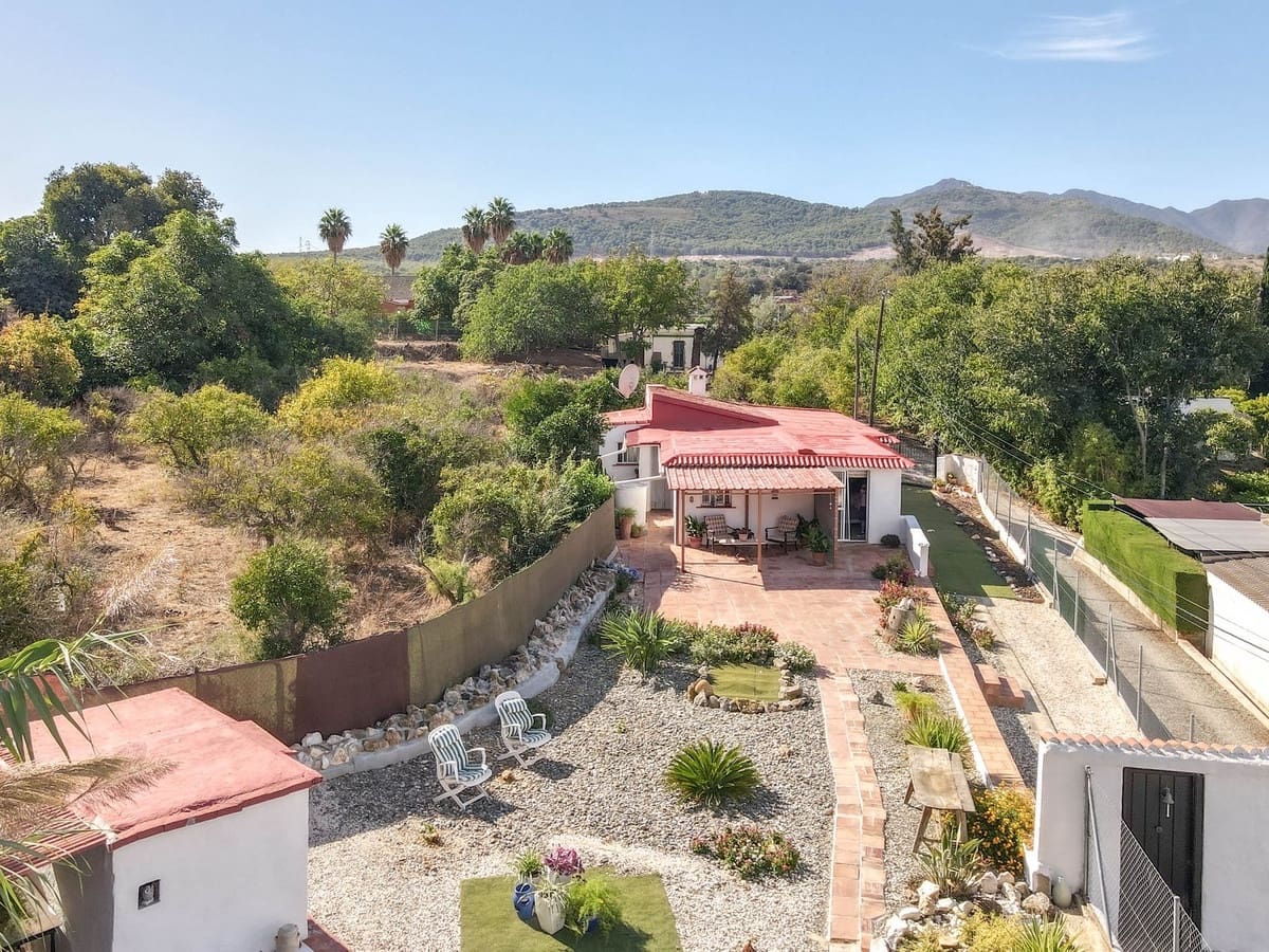 3 soveværelse Villa til salg i Coin med garage - € 249.000 (Ref: 8572734)