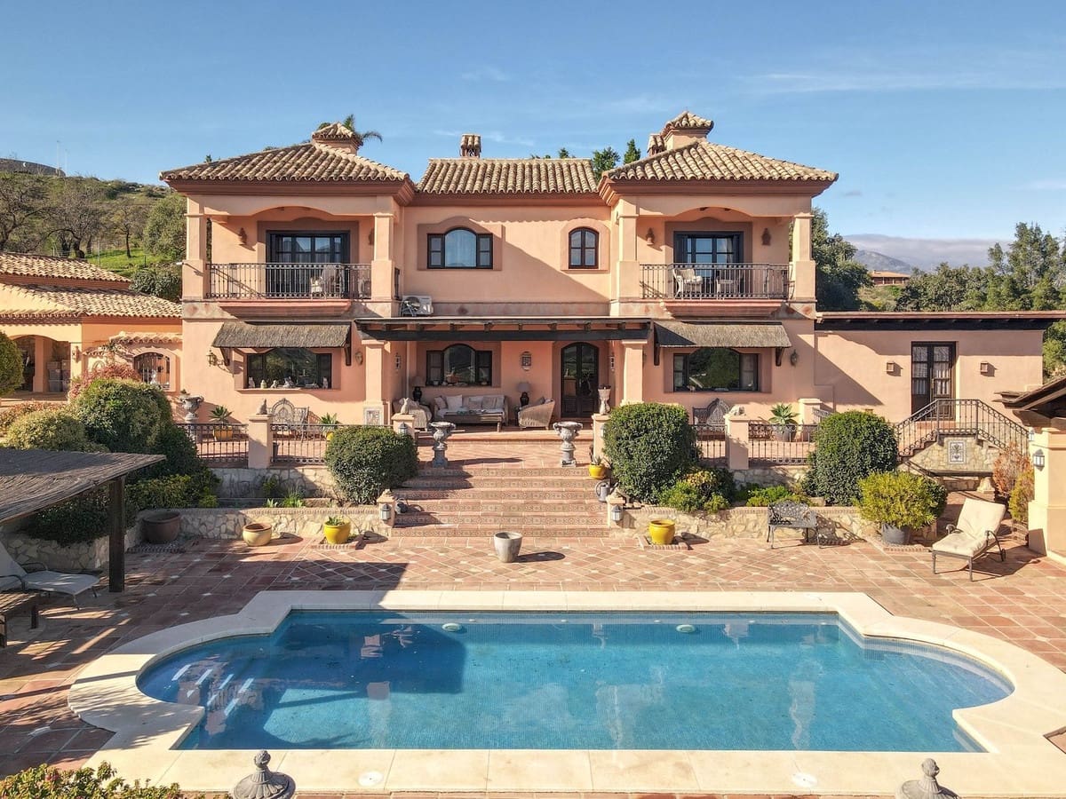 5 soveværelse Villa til salg i Monda med swimmingpool garage - € 899.000 (Ref: 8595659)