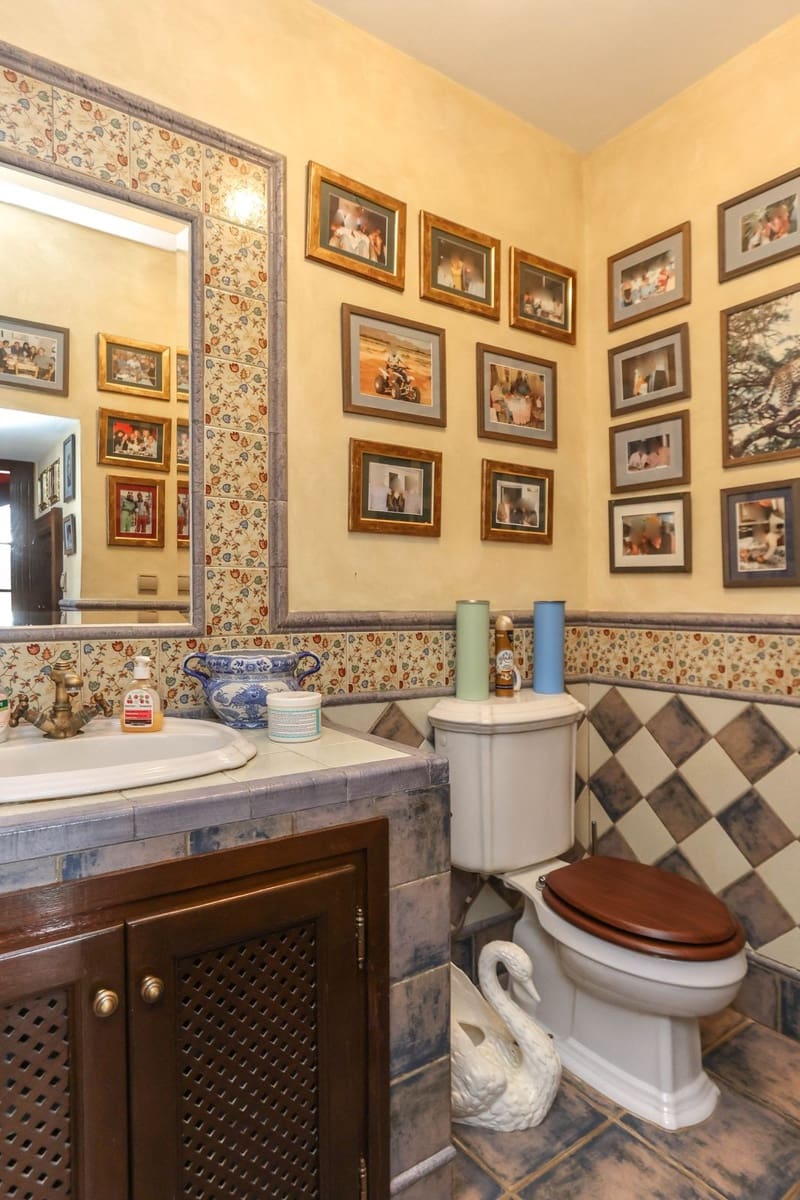 5 soveværelse Villa til salg i Monda med swimmingpool garage - € 899.000 (Ref: 8595659)