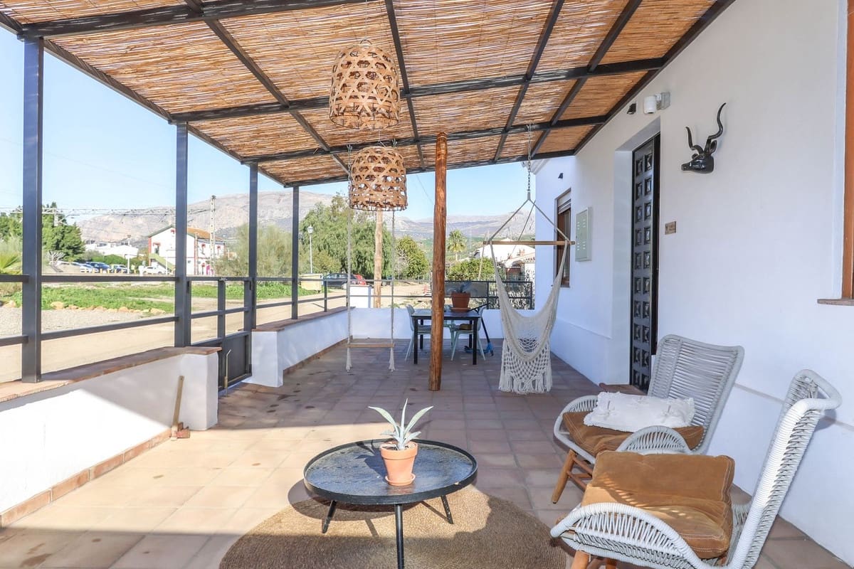 8 quarto Hotel para venda em Alora com piscina garagem - 879 000 € (Ref: 8637350)