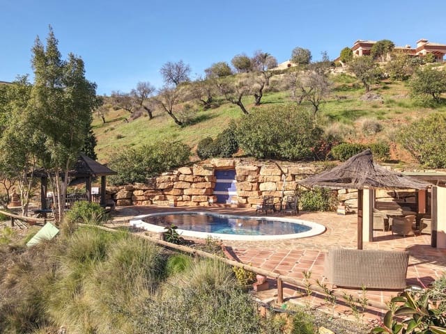 4 camera da letto Villa in vendita in Monda con piscina garage - 895.000 € (Rif: 8671472)