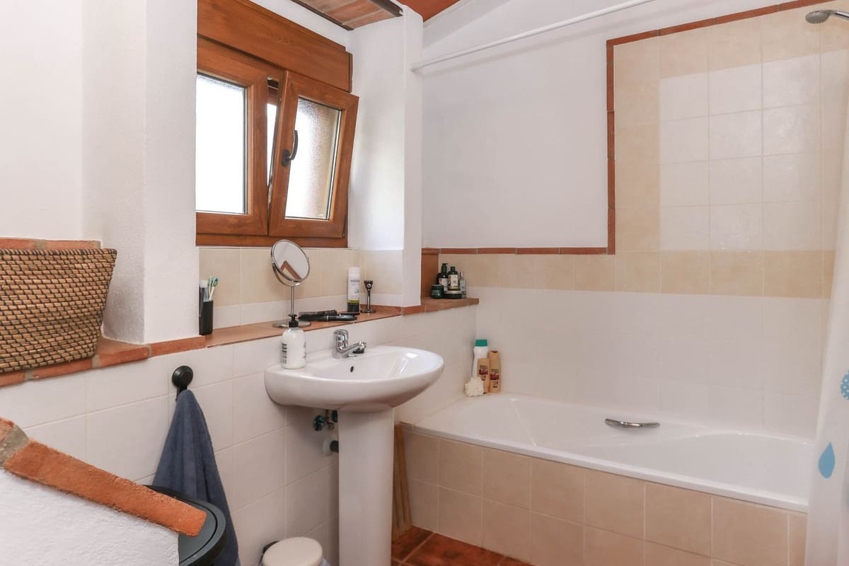 3 soveværelse Byhus til salg i Alozaina - € 199.995 (Ref: 8671473)