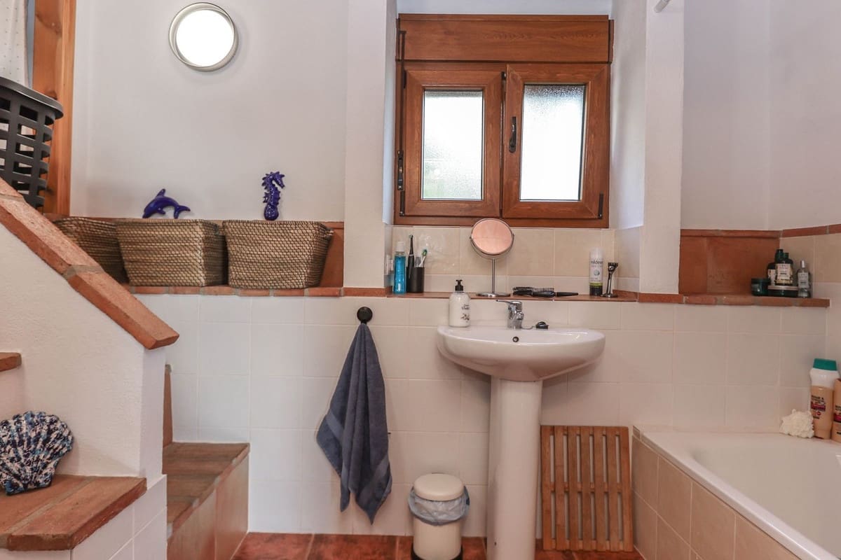 3 soveværelse Byhus til salg i Alozaina - € 199.995 (Ref: 8671473)