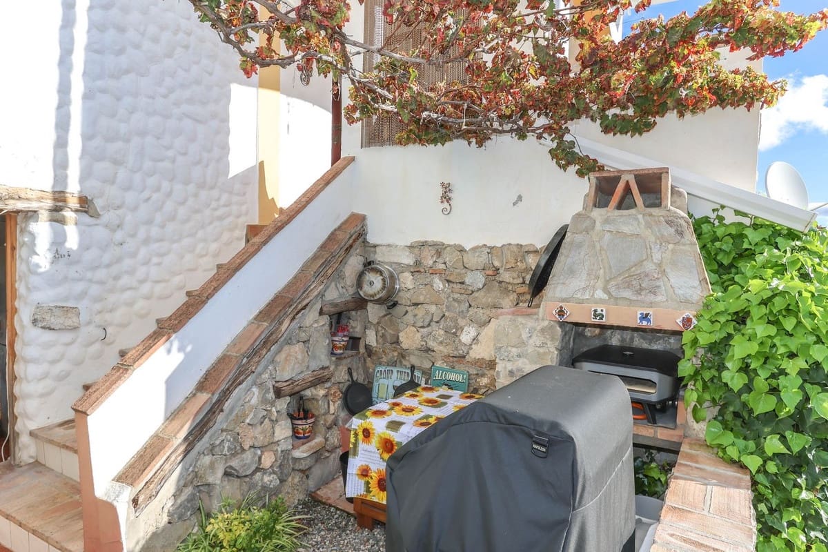 3 soveværelse Byhus til salg i Alozaina - € 199.995 (Ref: 8671473)