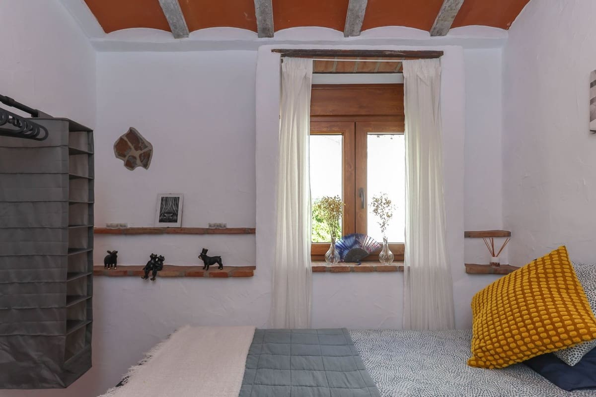 Casa de 3 habitaciones en Alozaina en venta - 199.995 € (Ref: 8671473)