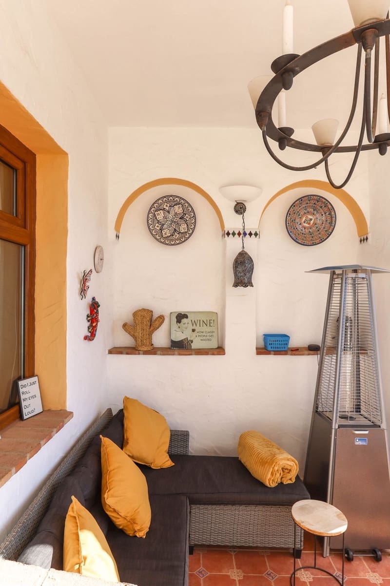 Casa de 3 habitaciones en Alozaina en venta - 199.995 € (Ref: 8671473)