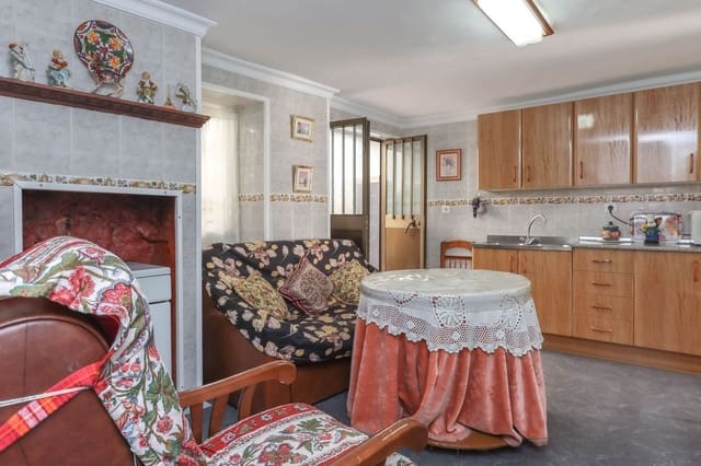 4 Zimmer Haus zu verkaufen in Yunquera - 110.000 € (Ref: 8689911)