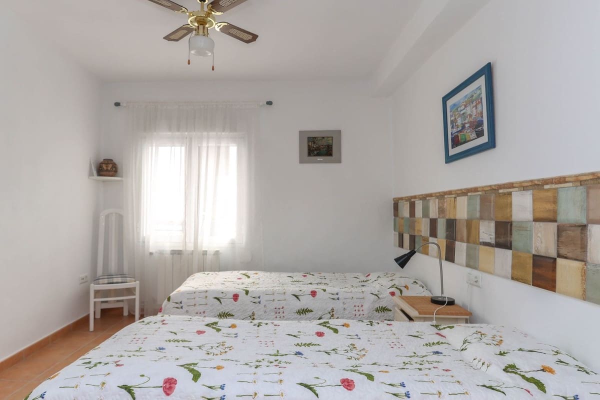 6 slaapkamer Hotel te koop in Tolox - € 275.000 (Ref: 8744256)