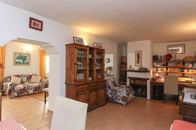 6 slaapkamer Hotel te koop in Tolox - € 260.000 (Ref: 8744256)