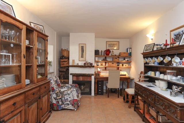 6 chambre Hôtel à vendre à Tolox - 260 000 € (Ref: 8744256)