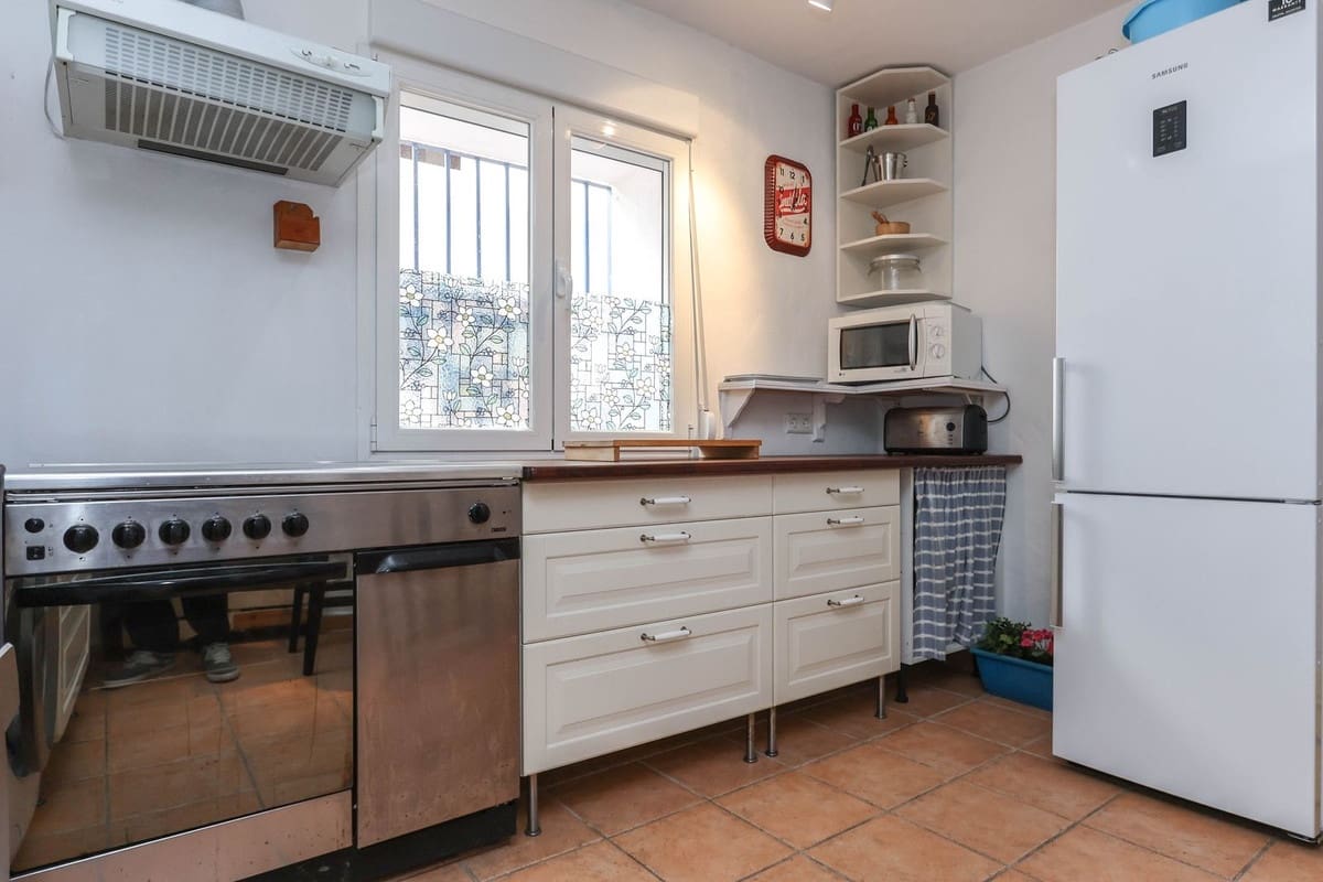 6 quarto Hotel para venda em Tolox - 260 000 € (Ref: 8744256)