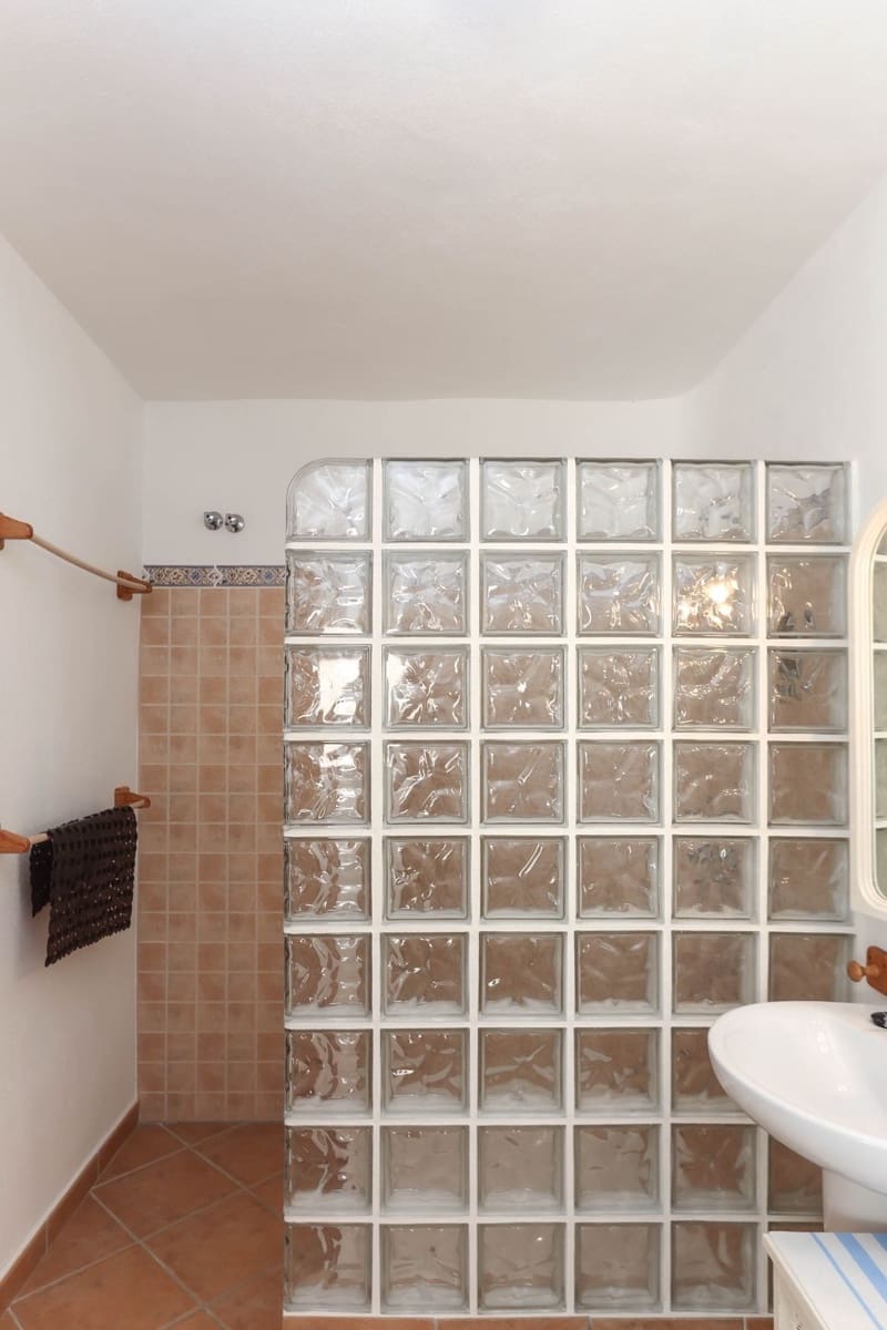 6 quarto Hotel para venda em Tolox - 260 000 € (Ref: 8744256)