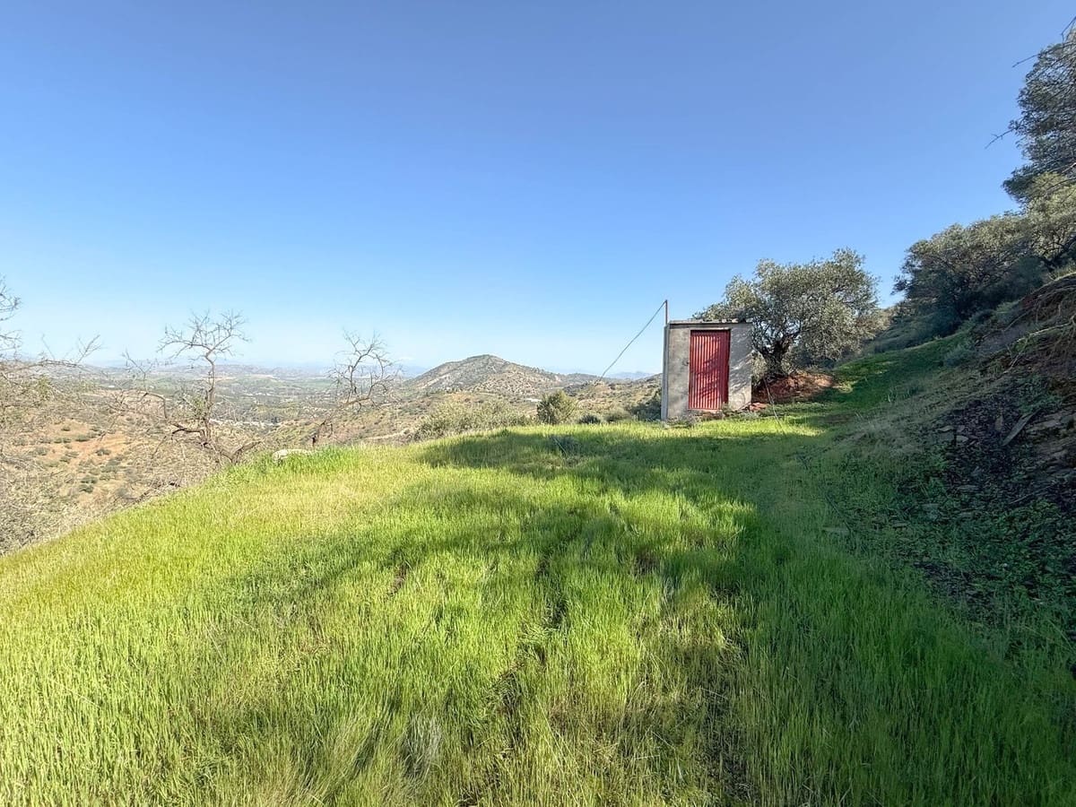 2 soverom Finca/Herregård til salgs i Guaro med svømmebasseng garasje - € 330 000 (Ref: 8787296)