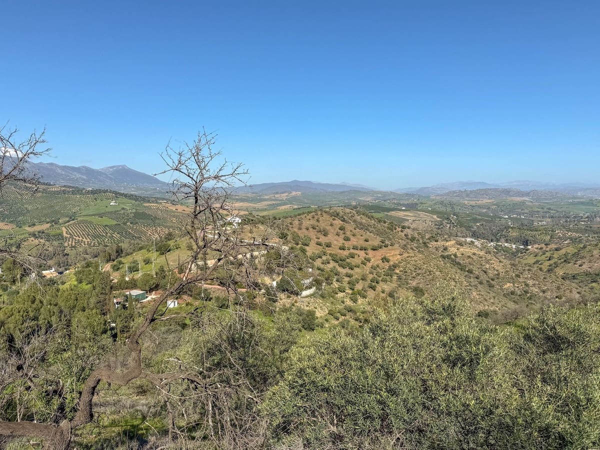 2 soverom Finca/Herregård til salgs i Guaro med svømmebasseng garasje - € 330 000 (Ref: 8787296)