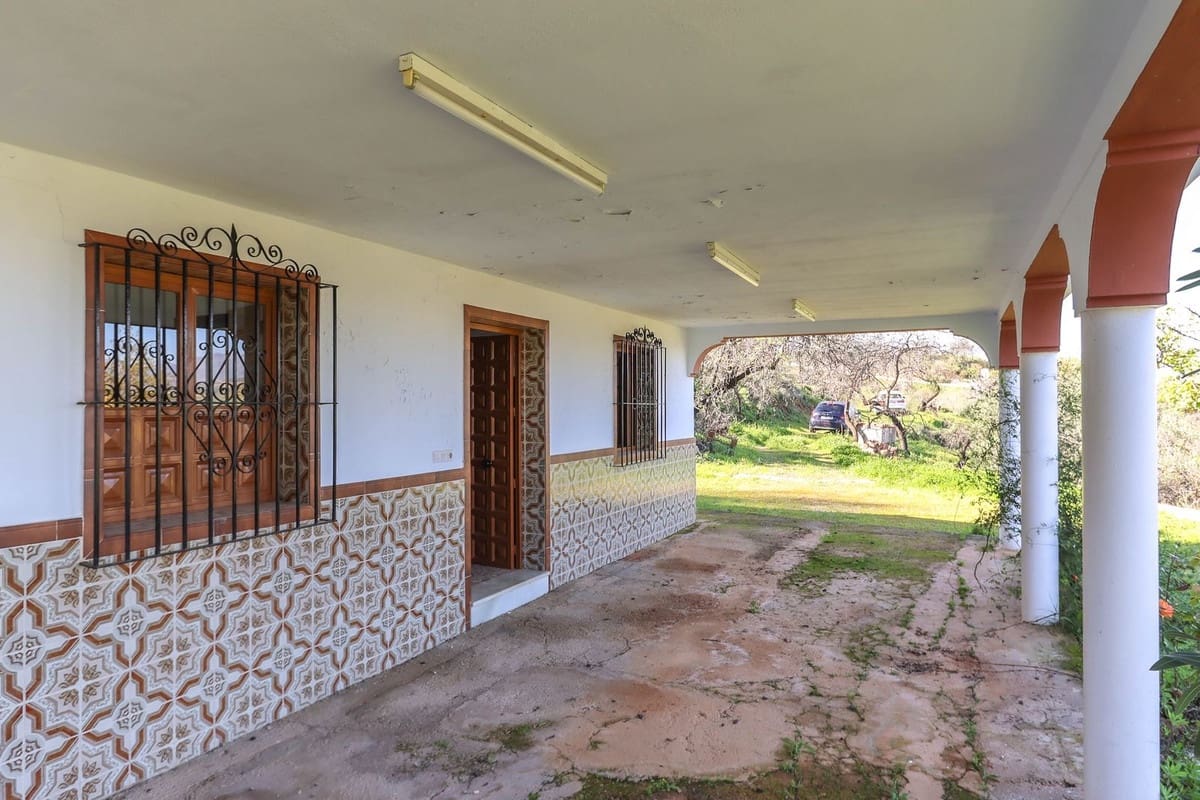 2 soverom Finca/Herregård til salgs i Guaro med svømmebasseng garasje - € 330 000 (Ref: 8787296)