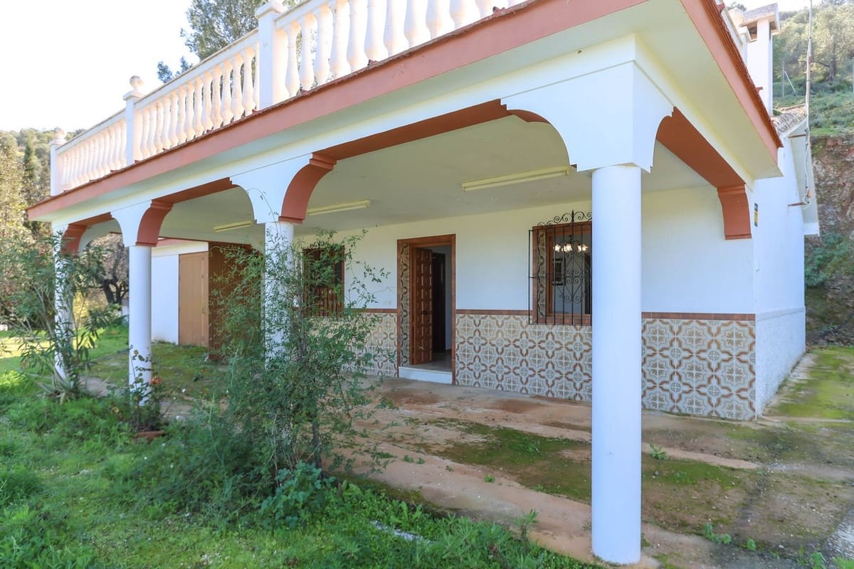 2 soverom Finca/Herregård til salgs i Guaro med svømmebasseng garasje - € 330 000 (Ref: 8787296)