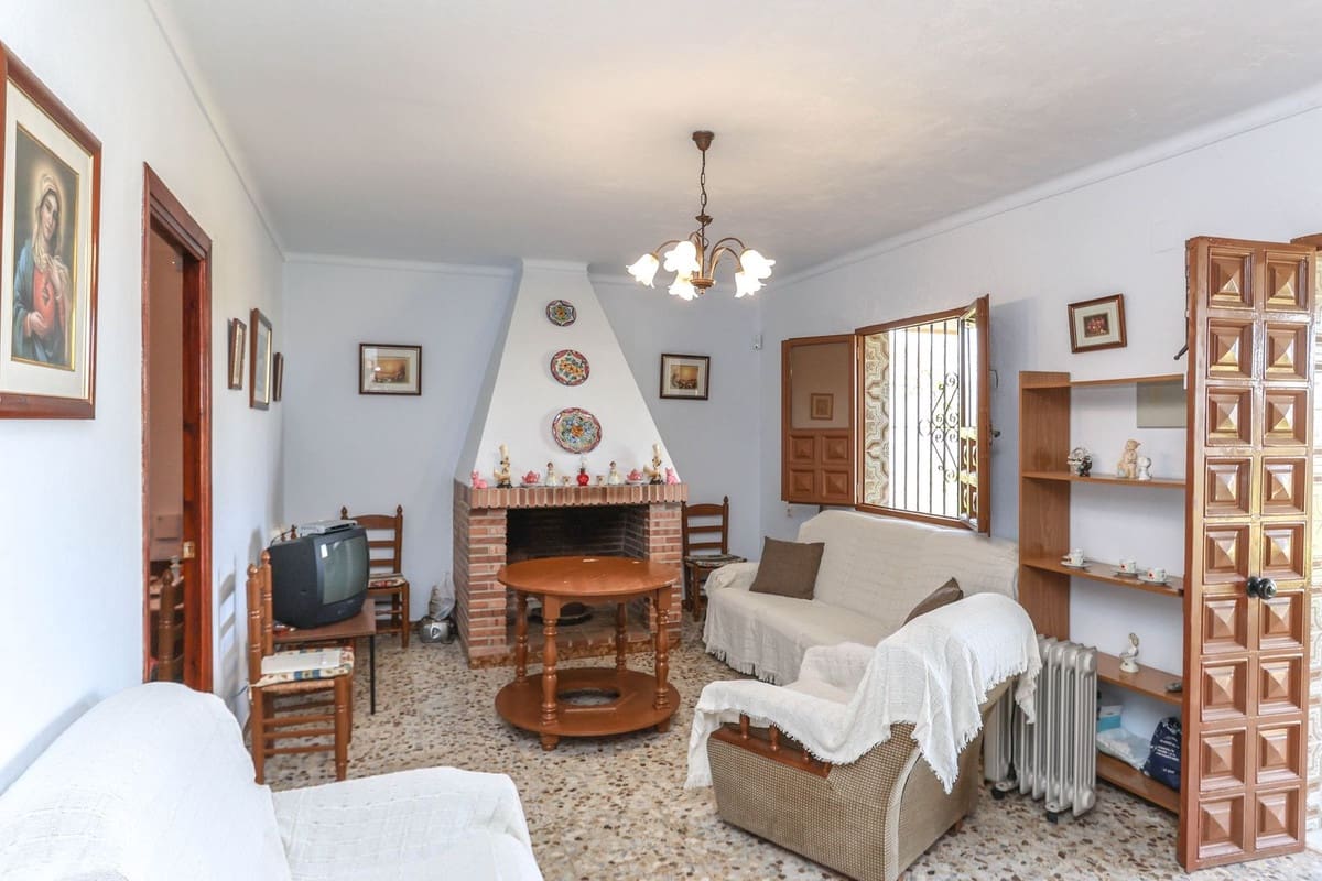 2 slaapkamer Finca/Landhuis te koop in Guaro met zwembad garage - € 330.000 (Ref: 8787296)