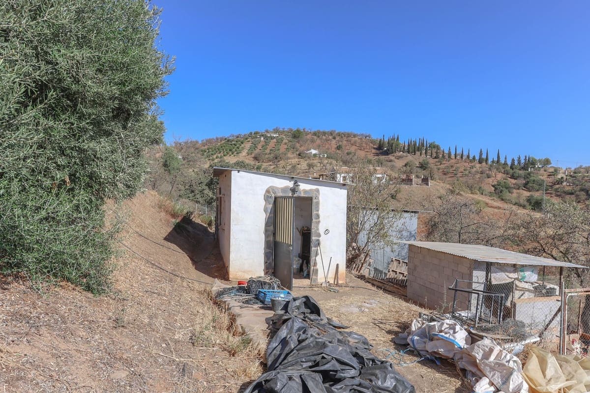 3 bedroom Villa for sale in Guaro with garage - € 525,000 (Ref: 8790234)