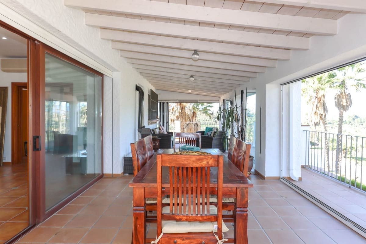 6 sypialnia Willa na sprzedaż w Alhaurin el Grande z basenem garażem - 1 445 000 € (Ref: 8790235)