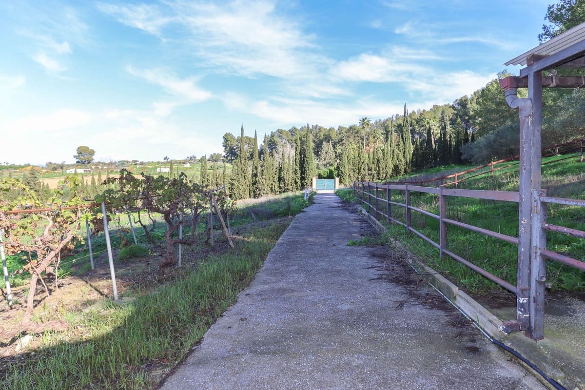 6 sypialnia Willa na sprzedaż w Alhaurin el Grande z basenem garażem - 1 445 000 € (Ref: 8790235)