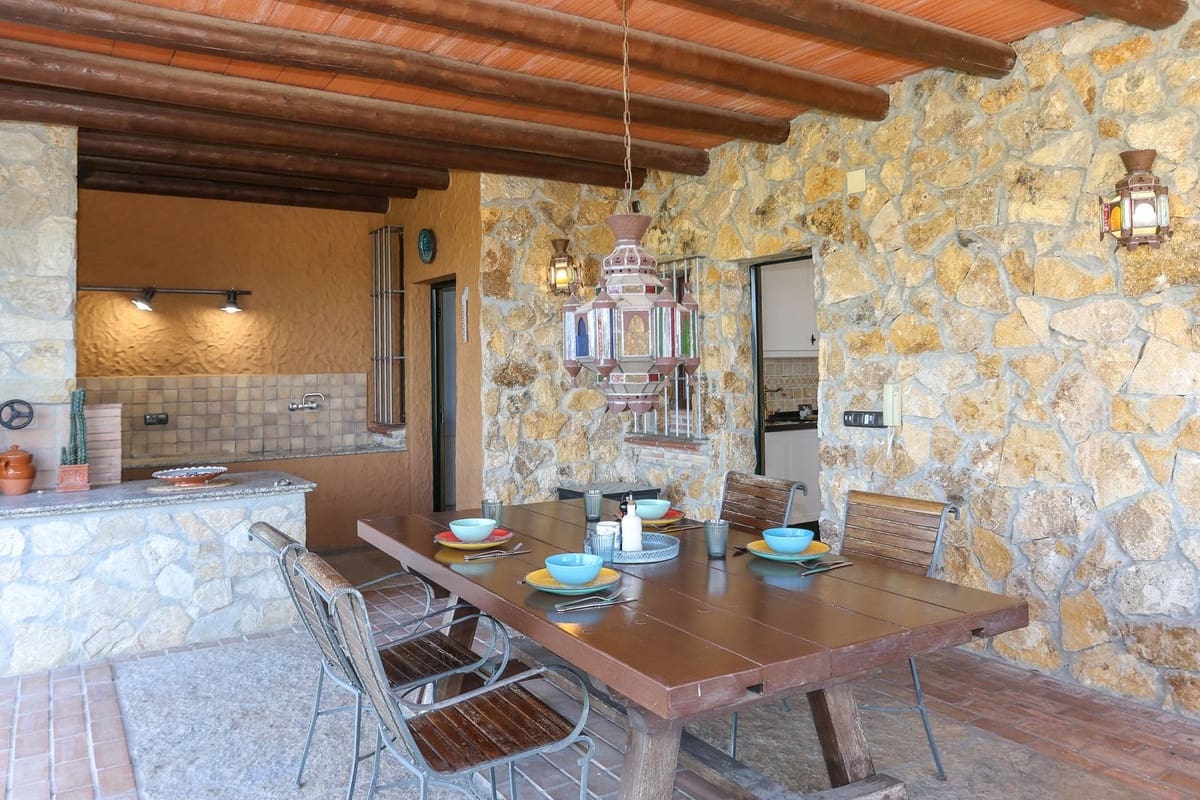 6 sypialnia Willa na sprzedaż w Alhaurin el Grande z basenem garażem - 1 445 000 € (Ref: 8790235)