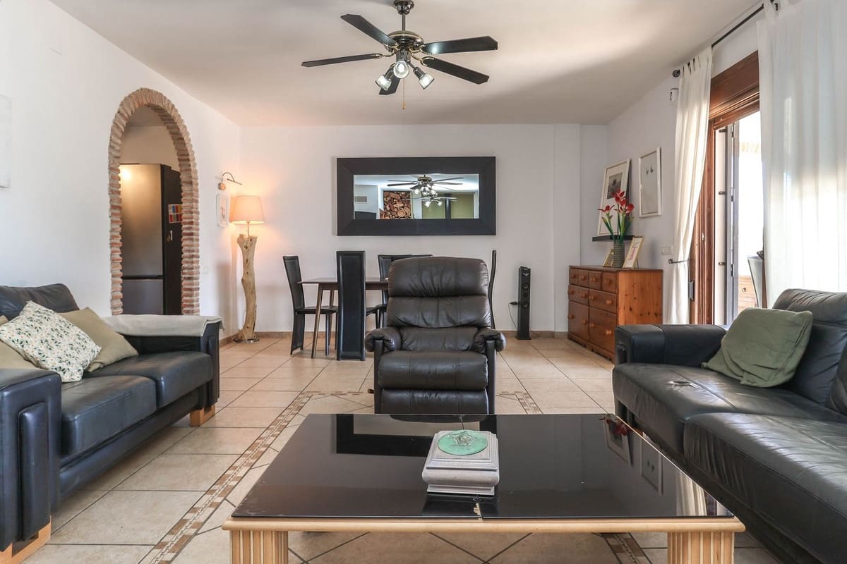 4 quarto Moradia para venda em Alozaina com piscina garagem - 690 000 € (Ref: 8820798)