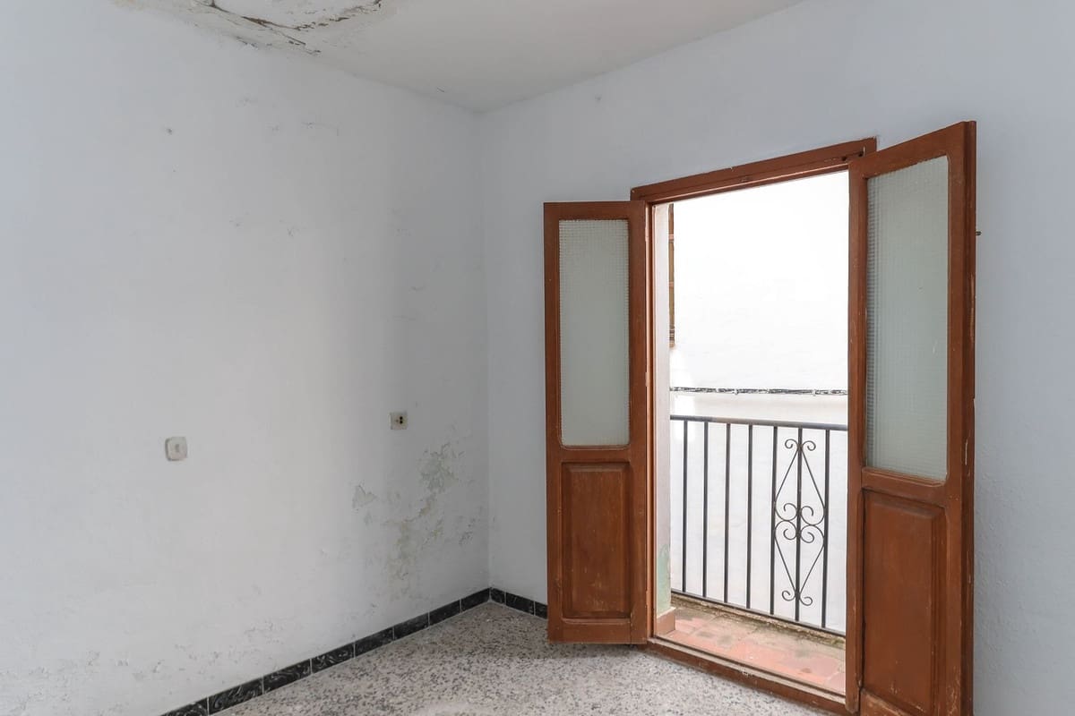 2 soverom Hus til salgs i Tolox - € 76 000 (Ref: 8848076)