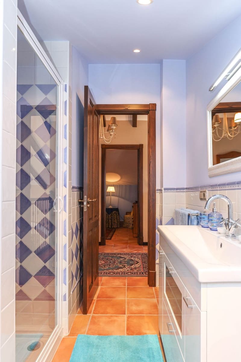 4 Zimmer Villa zu verkaufen in Guaro mit Garage - 395.000 € (Ref: 8863435)