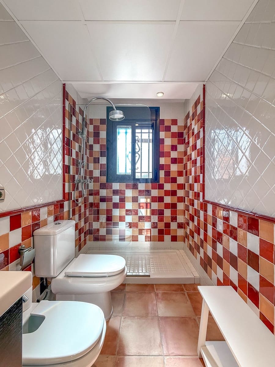 4 Zimmer Villa zu verkaufen in Guaro mit Garage - 395.000 € (Ref: 8863435)