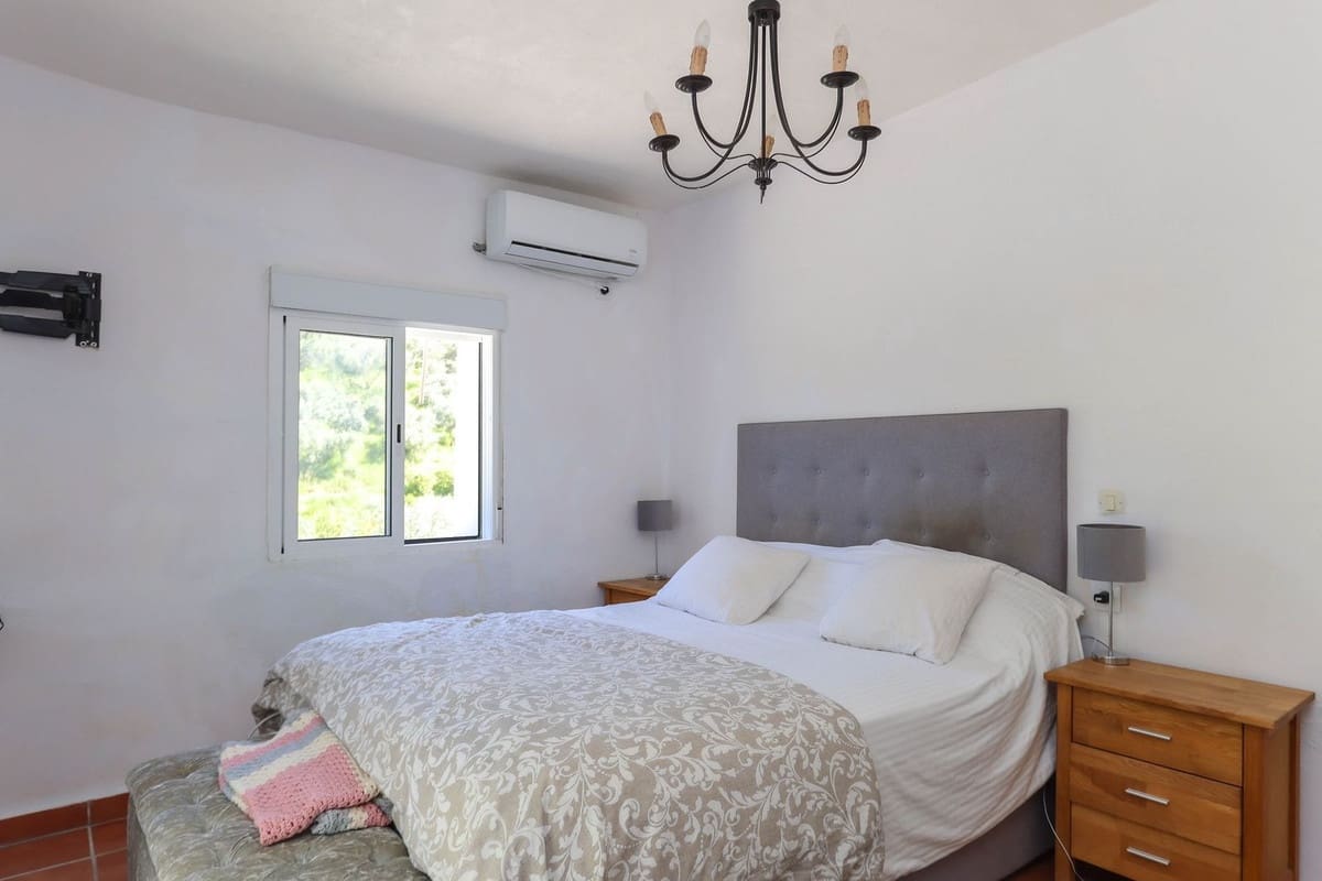 3 soverom Villa til salgs i Casarabonela med garasje - € 349 000 (Ref: 8904100)