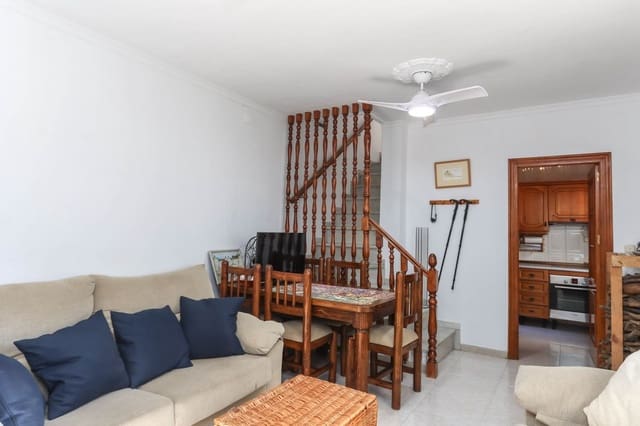 3 slaapkamer Huis te koop in Yunquera - € 99.000 (Ref: 8941055)