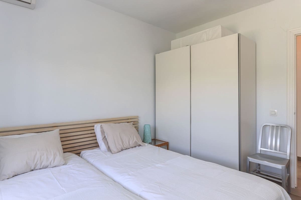 3 soverom Villa til salgs i Coin med svømmebasseng garasje - € 485 000 (Ref: 8953292)