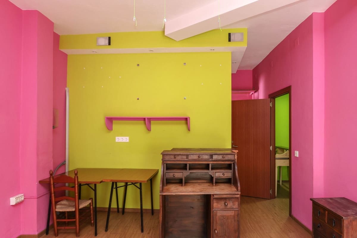 26 slaapkamer Hotel te koop in Tolox - € 750.000 (Ref: 8981114)